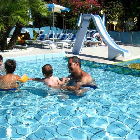Hôtel Rimini avec piscine pour enfants